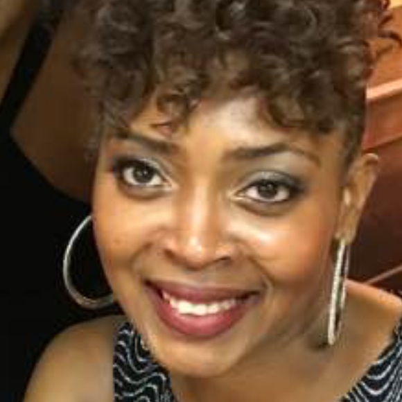 Meet your Posher, Portia - Picture 2 of 2